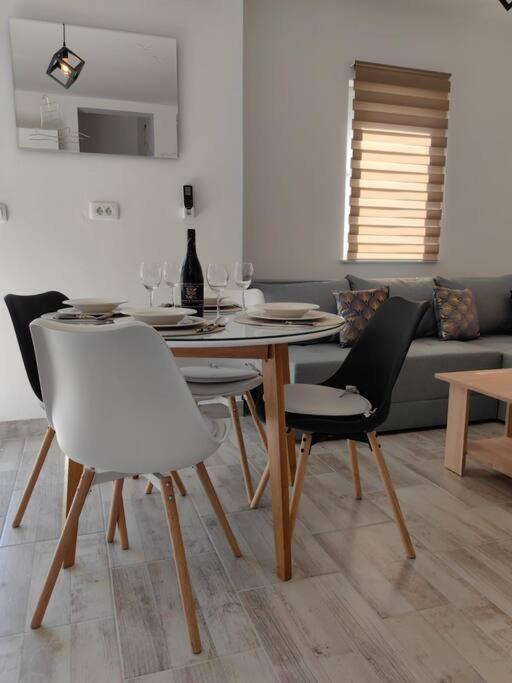 Apartment Marija, New 1Bd Apt With Free Parking Σπλιτ Εξωτερικό φωτογραφία